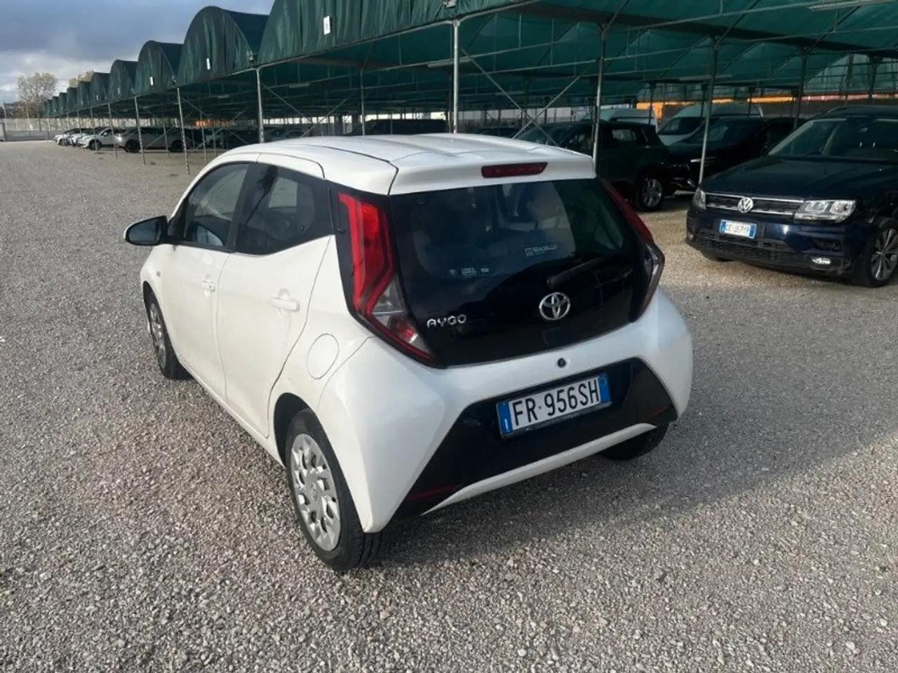 Toyota Aygo 5p 1.0 AUTOMATICA *PREZZO VERO* UNIPRO'