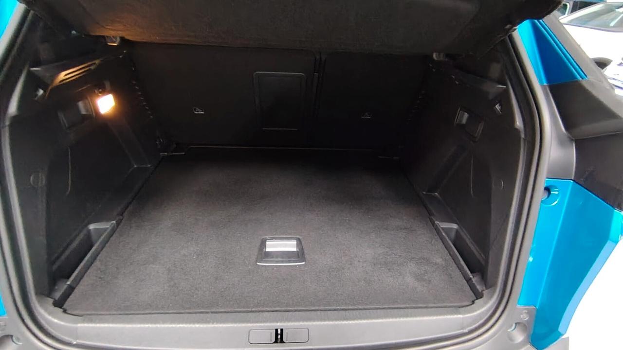Peugeot 3008 BLUEHDI ACTIVE 131CV - FULL LED, VIRTUAL COCKPIT, NEOPATENTATI