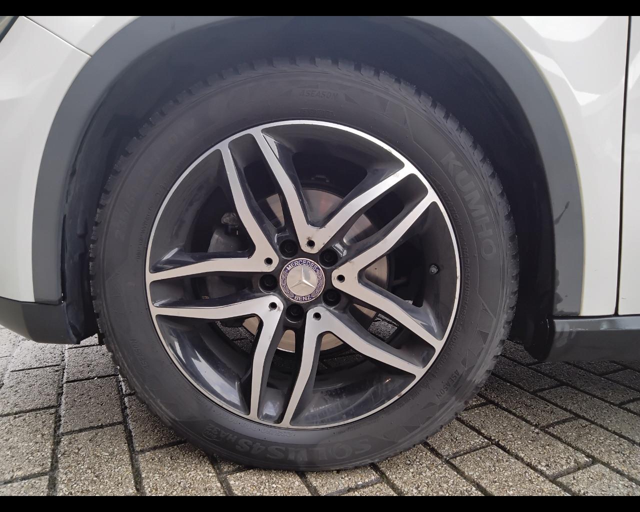 Mercedes-Benz GLA-X156 2014 - GLA 220 d (cdi) Sport 4matic 170cv auto