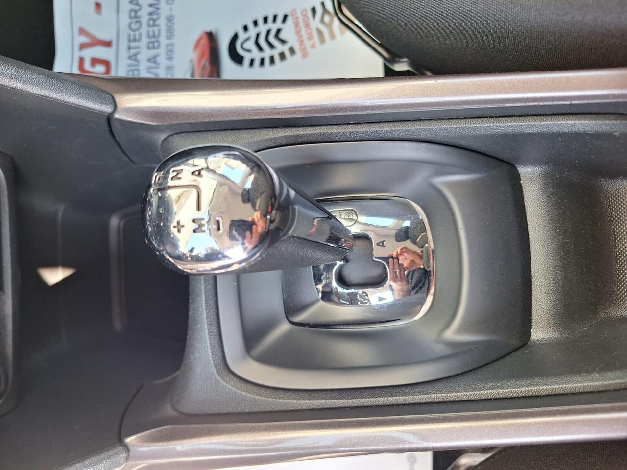 Peugeot 2008 1.2 VTi 82CV *AUTOMATICO