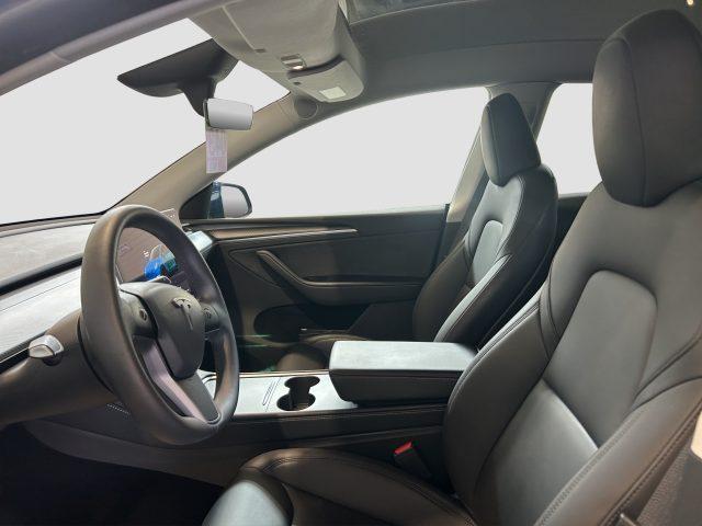 TESLA Model Y Model Y AWD Performance