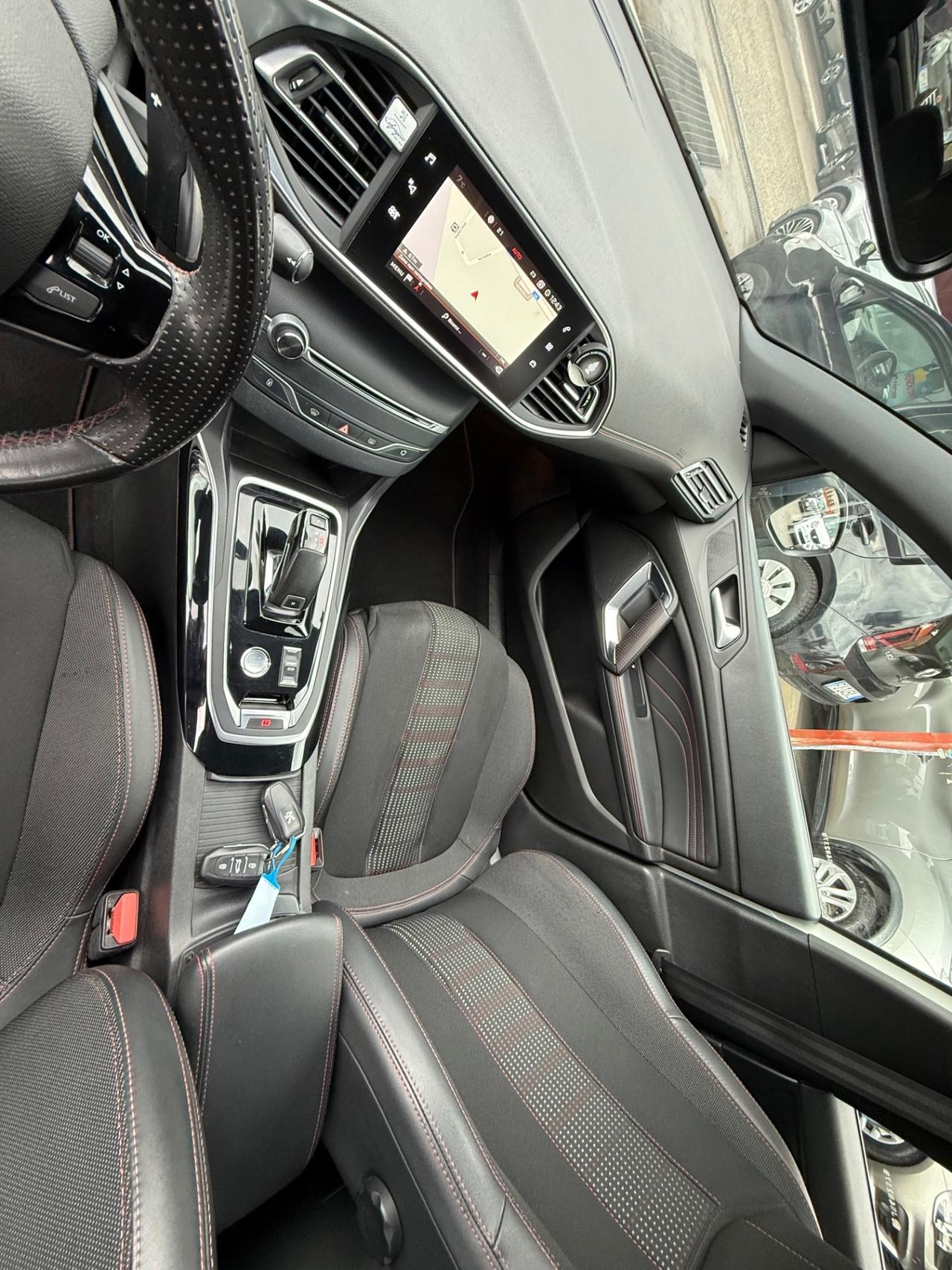 308 BlueHDi 130- automatica-GT Line-unipro-