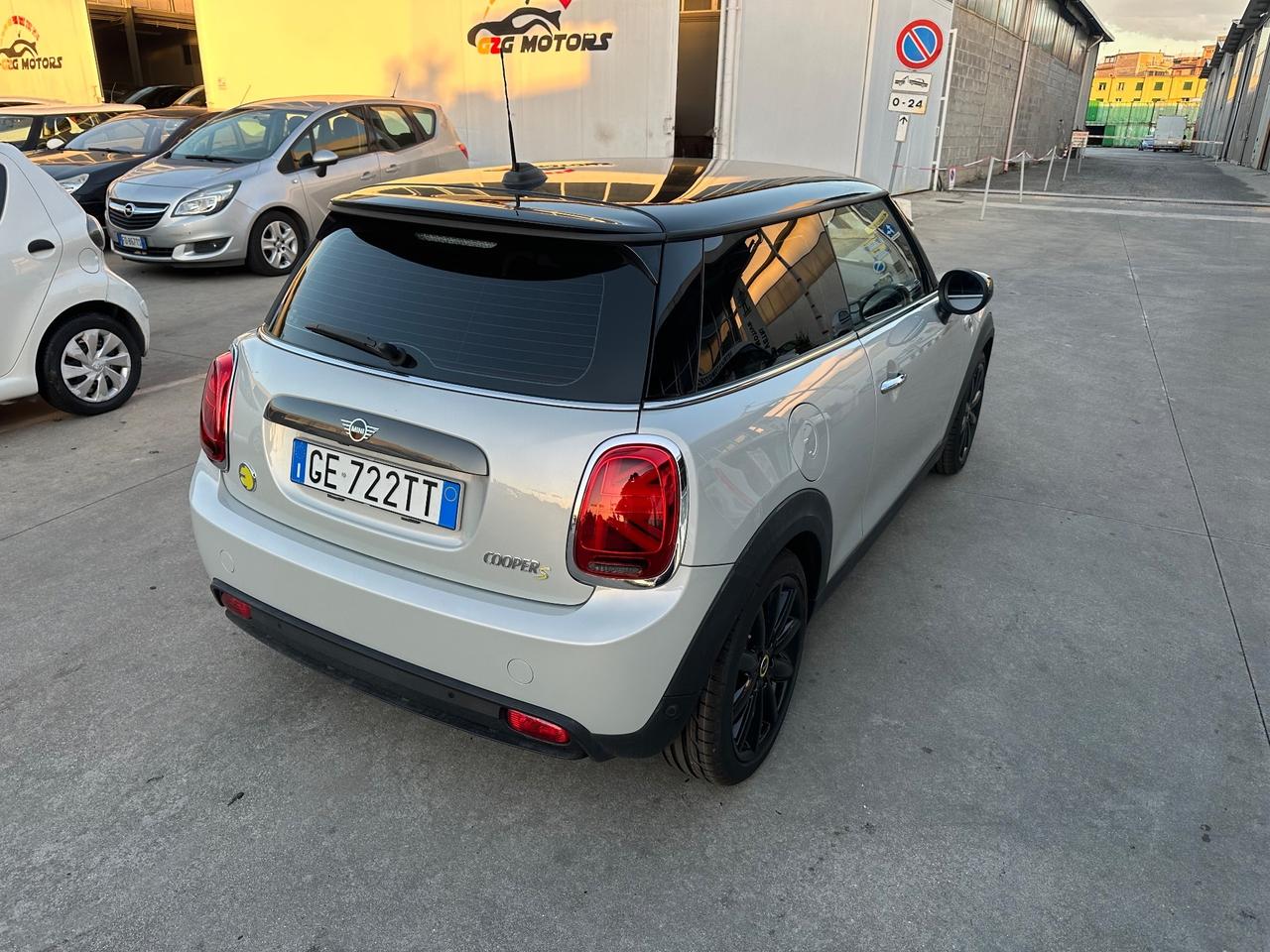 Mini Mini Full Electric Mini Cooper SE