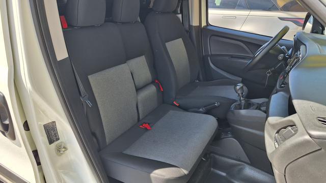 FIAT Doblo Doblò 1.4 T-Jet PC-TN 3POSTI Lounge N°GA026
