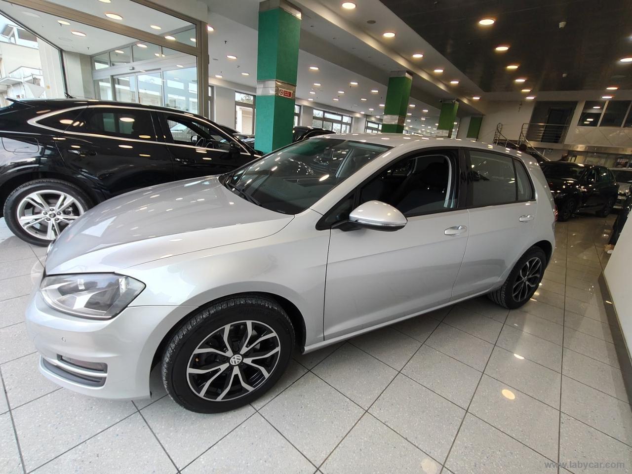 VOLKSWAGEN Golf 1.6 TDI 110 CV DSG 5p. Comfortl.BMT