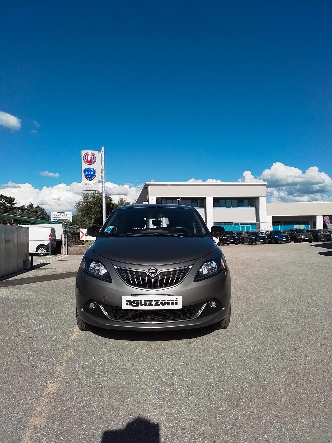 Lancia Ypsilon 1.0 FireFly 5 porte S&S Hybrid Platino