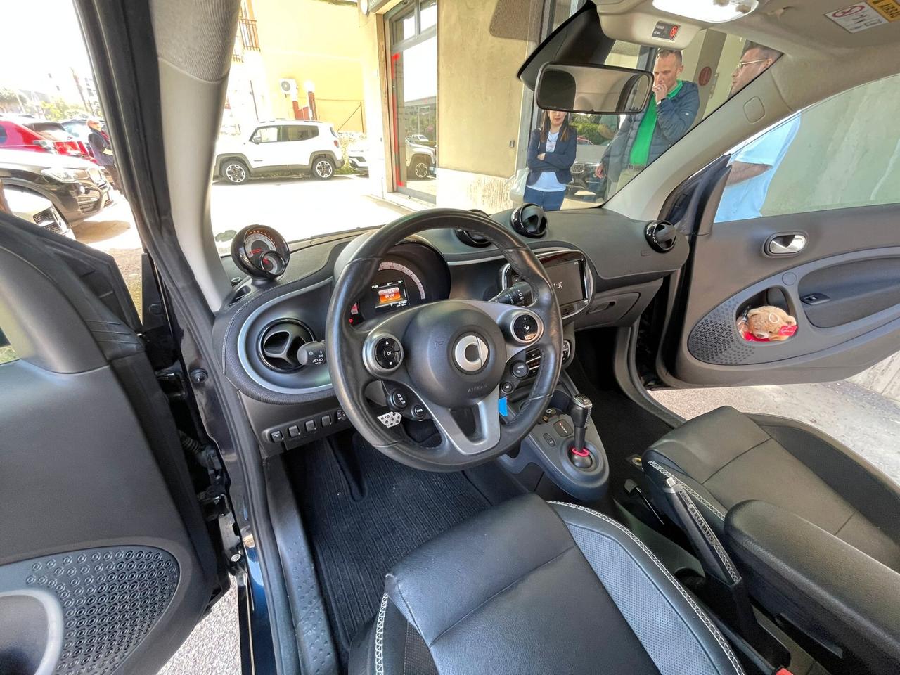 Smart ForTwo EQ cabrio BRABUS Style