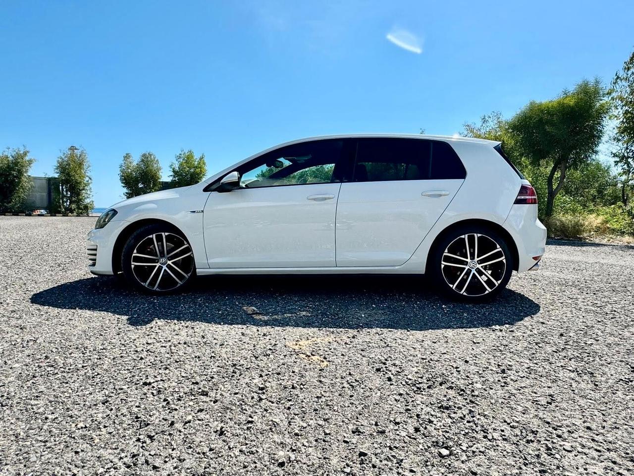 VOLKSWAGEN GOLF GTD 2.0 TDI 184 CV DSG ANNO 2016