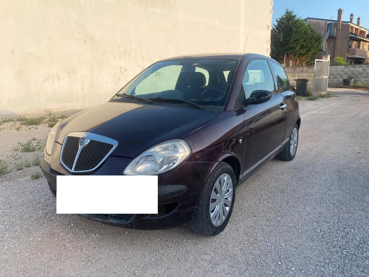 Lancia Ypsilon 1.2 Argento