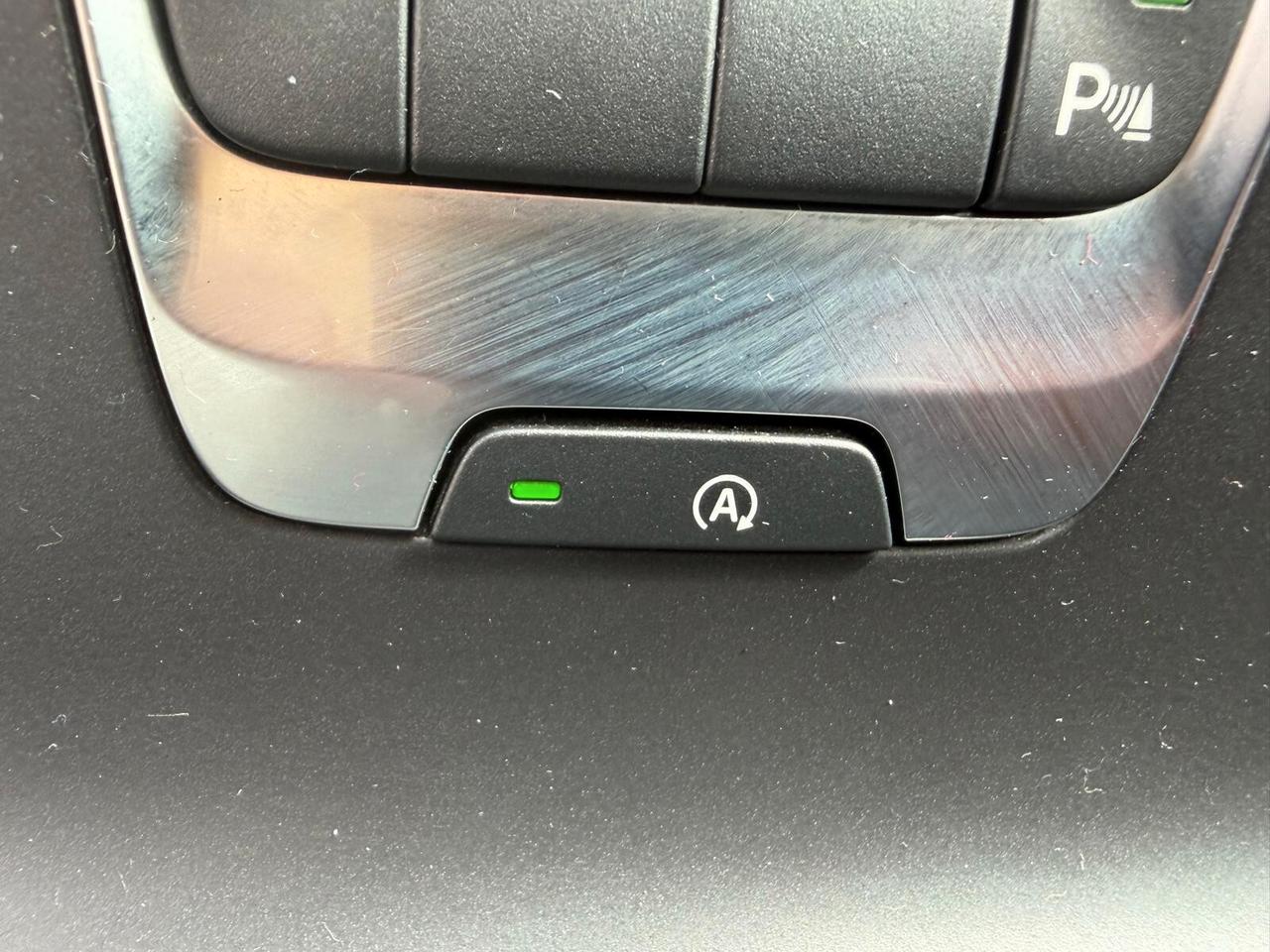 Volvo V40 D2 DISPLAY/NAVI