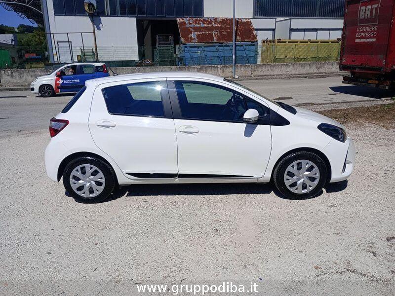 Toyota Yaris III 2017 5p Benzina 5p 1.0 Active my18