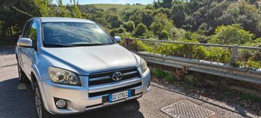 Toyota RAV 4 RAV4 Crossover 2.2 D-Cat A/T 150 CV Luxury