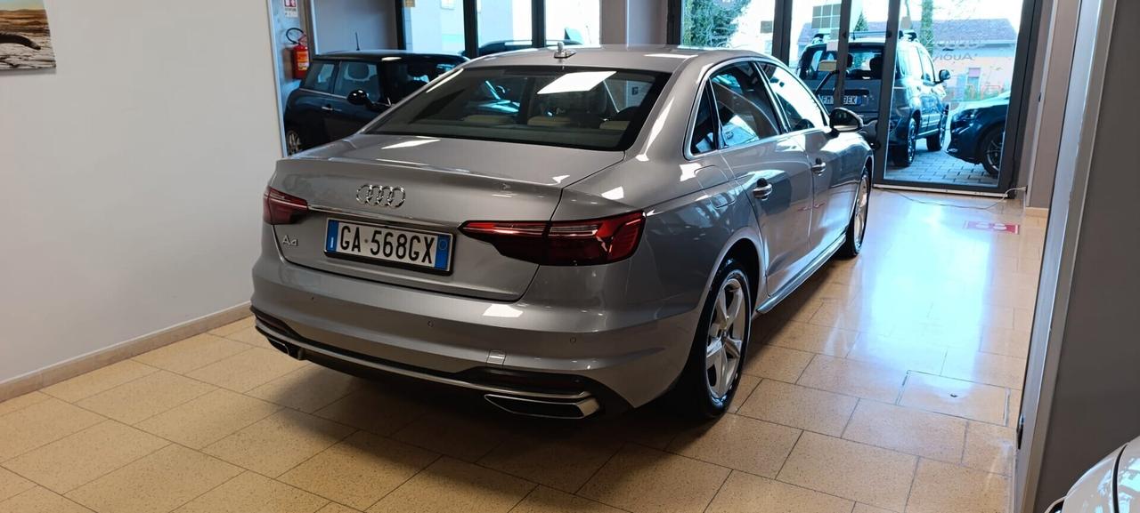 Audi A4 30 TDI/136 CV S tronic Business Advanced