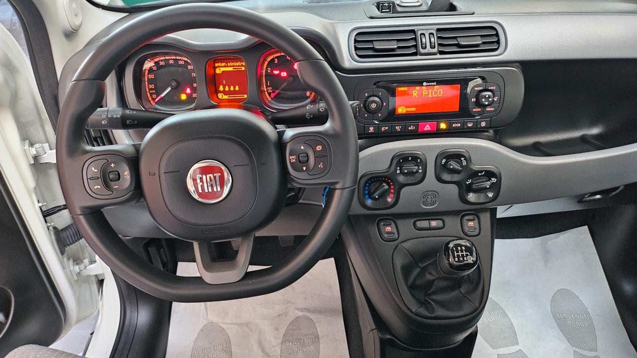 Fiat Panda 1.0 IBRIDA city life Targa GH966MR