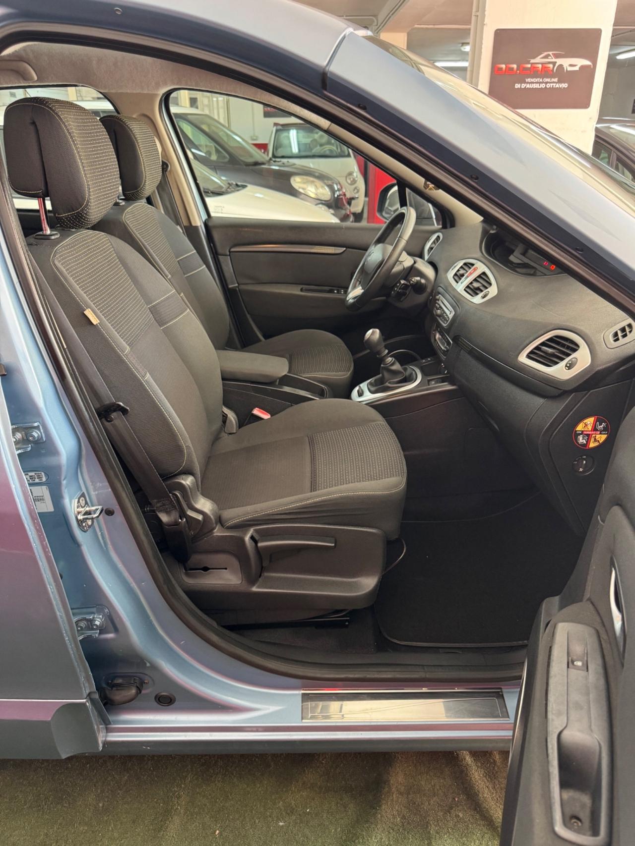 Renault Scenic Scénic 1.5 dCi 110CV Dynamique 7 POSTI 140000 Chilometri