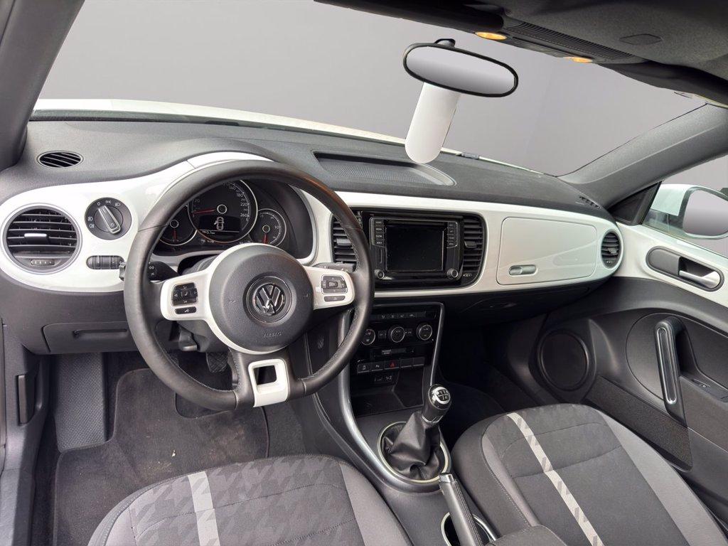 VOLKSWAGEN Maggiolino cabrio 2.0 tdi design 110cv del 2018