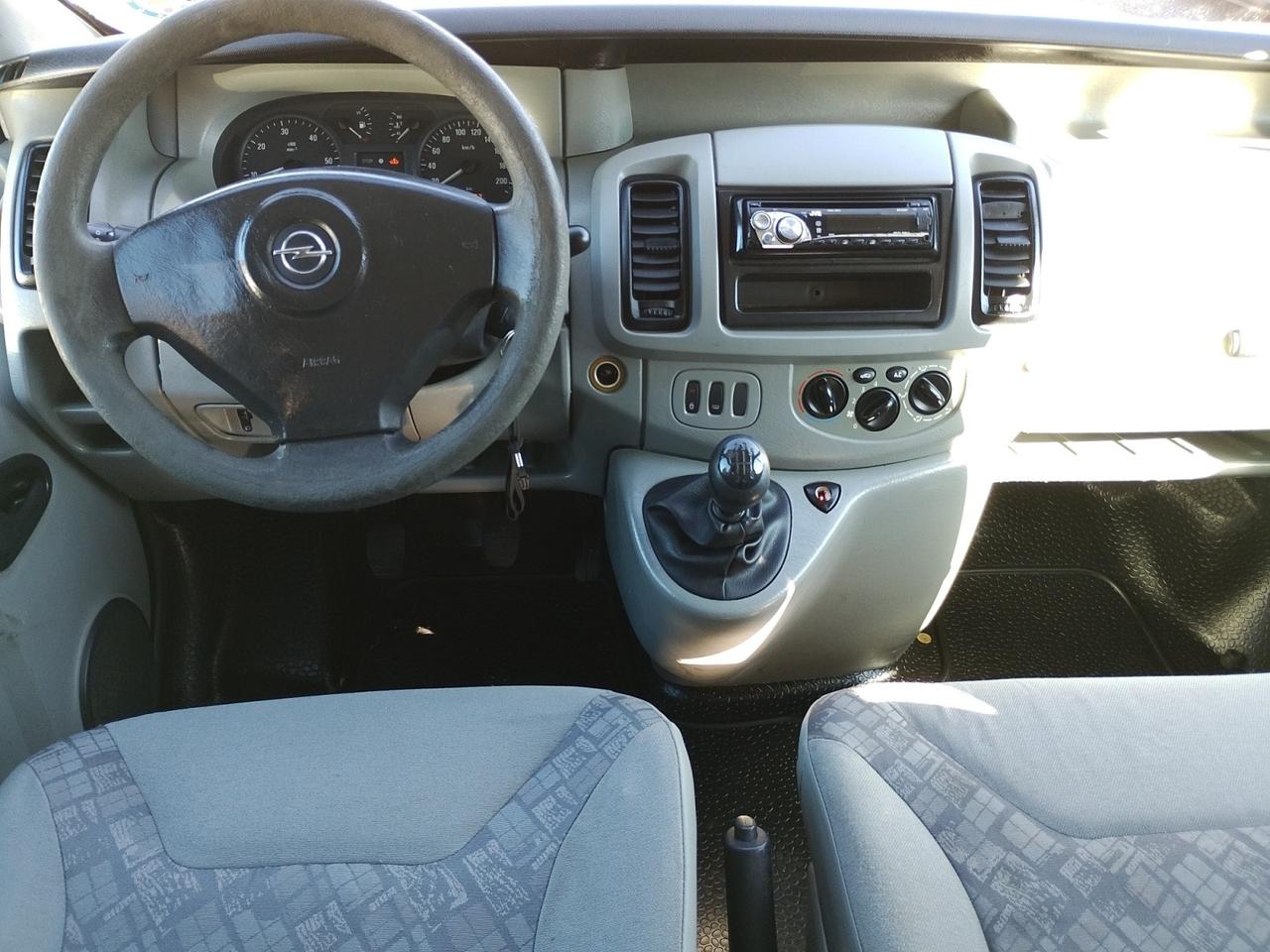 OPEL Vivaro 1.9 cdti combi p.c.
