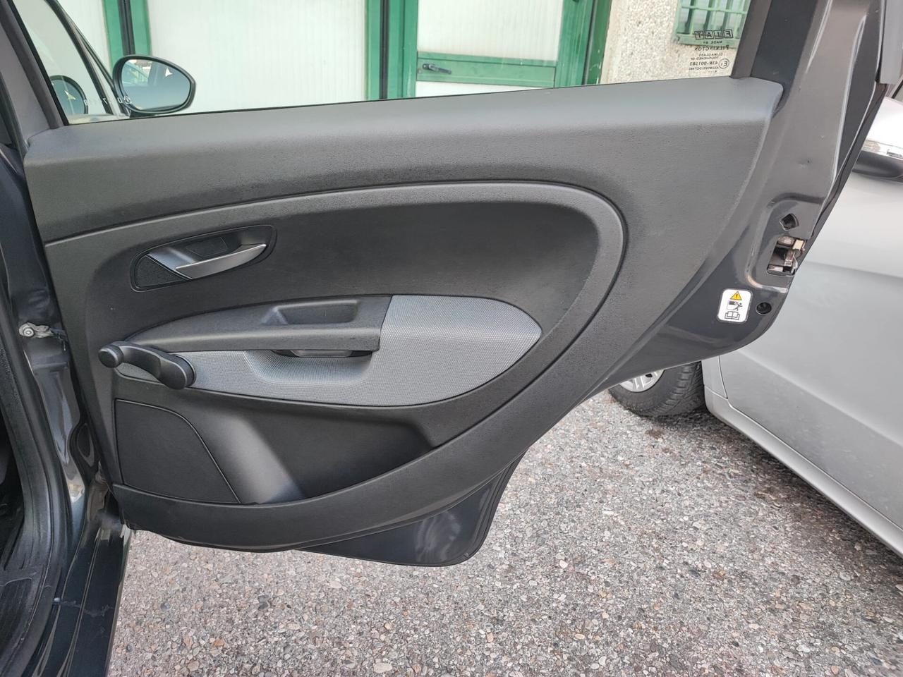 Fiat Grande Punto 1.4 BENZINA METANO UNICO PROPRIETARIO 2009