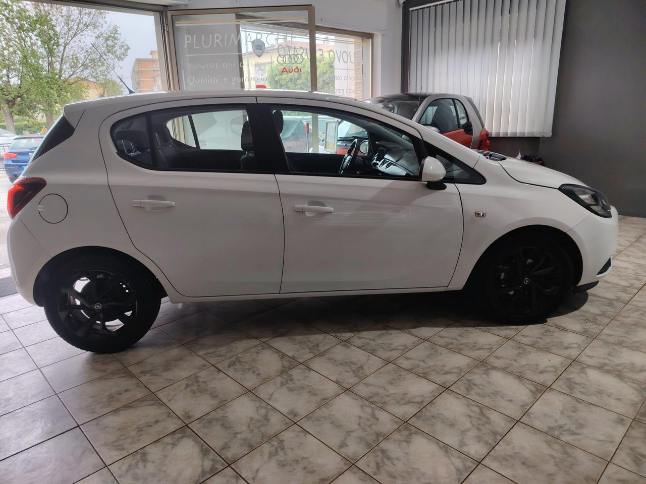 Opel Corsa 1.4 90CV GPL Tech 5 porte b-Color