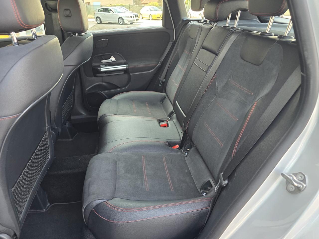 Mercedes B 180 d Aut. Premium Amg Line AMBIENTE LIGHT