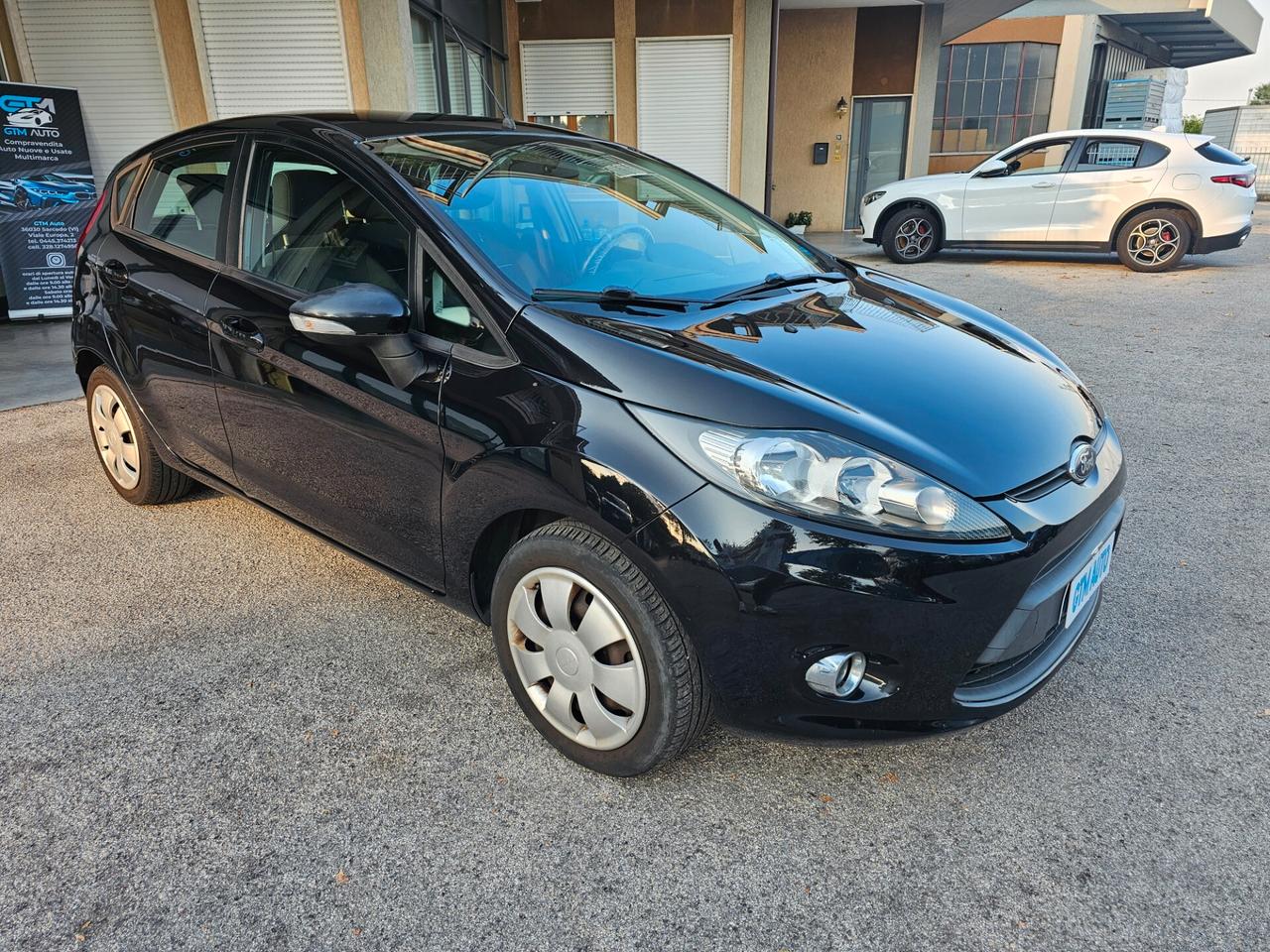 Ford Fiesta 1.2 82 CV 5 porte - Neopatentati