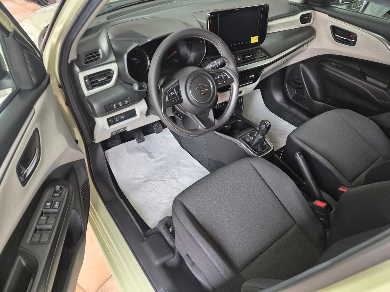 Suzuki Swift 1.2 Hybrid Top