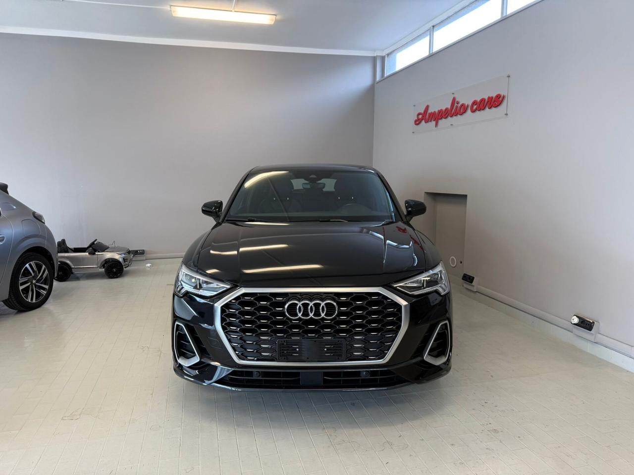 Audi Q3 35 TDI S tronic line edition