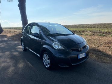 Toyota Aygo adatta a neopatentati