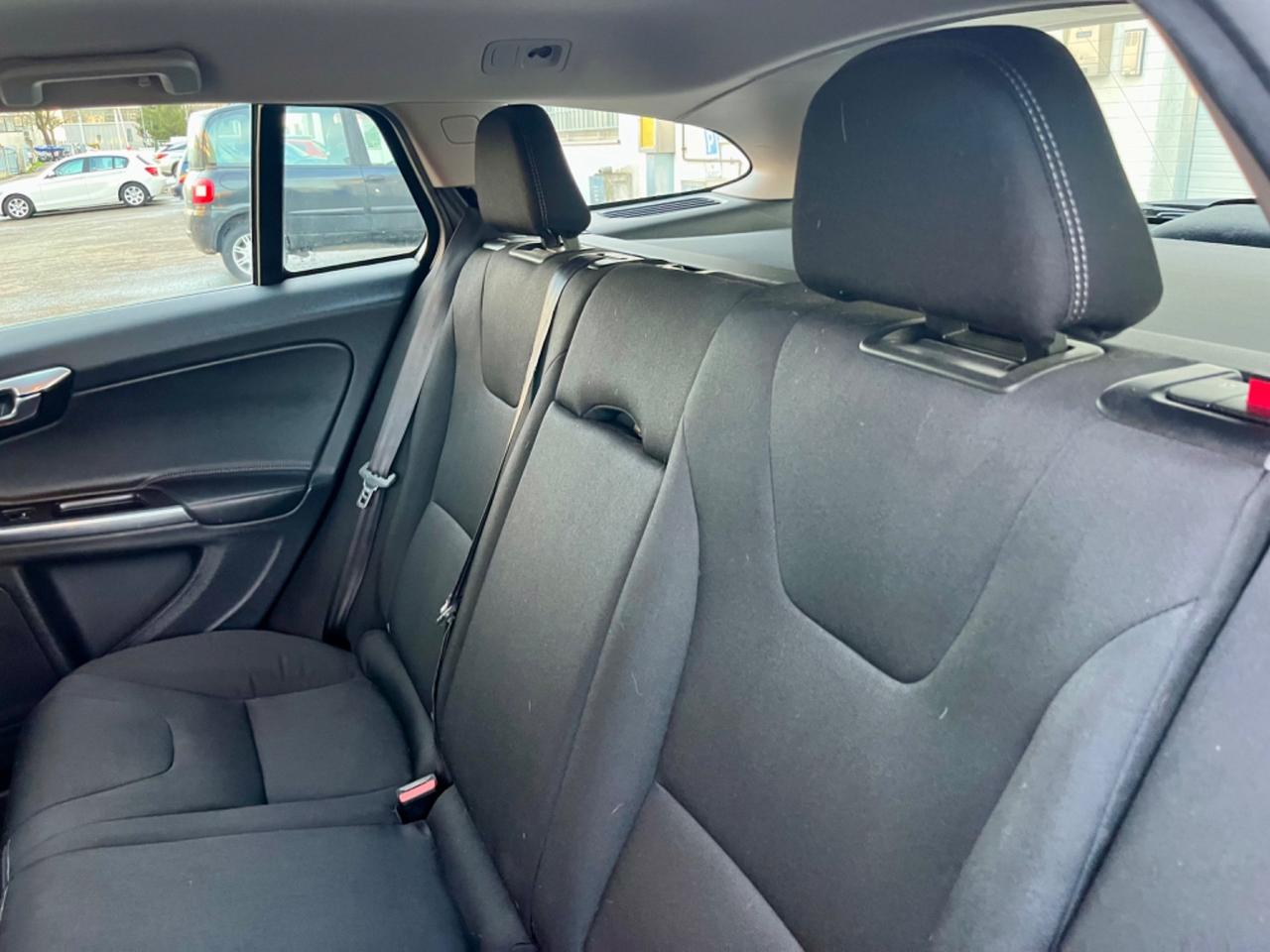 Volvo V60 2.0d 120cv 2016 127.000km euro6 perfetta