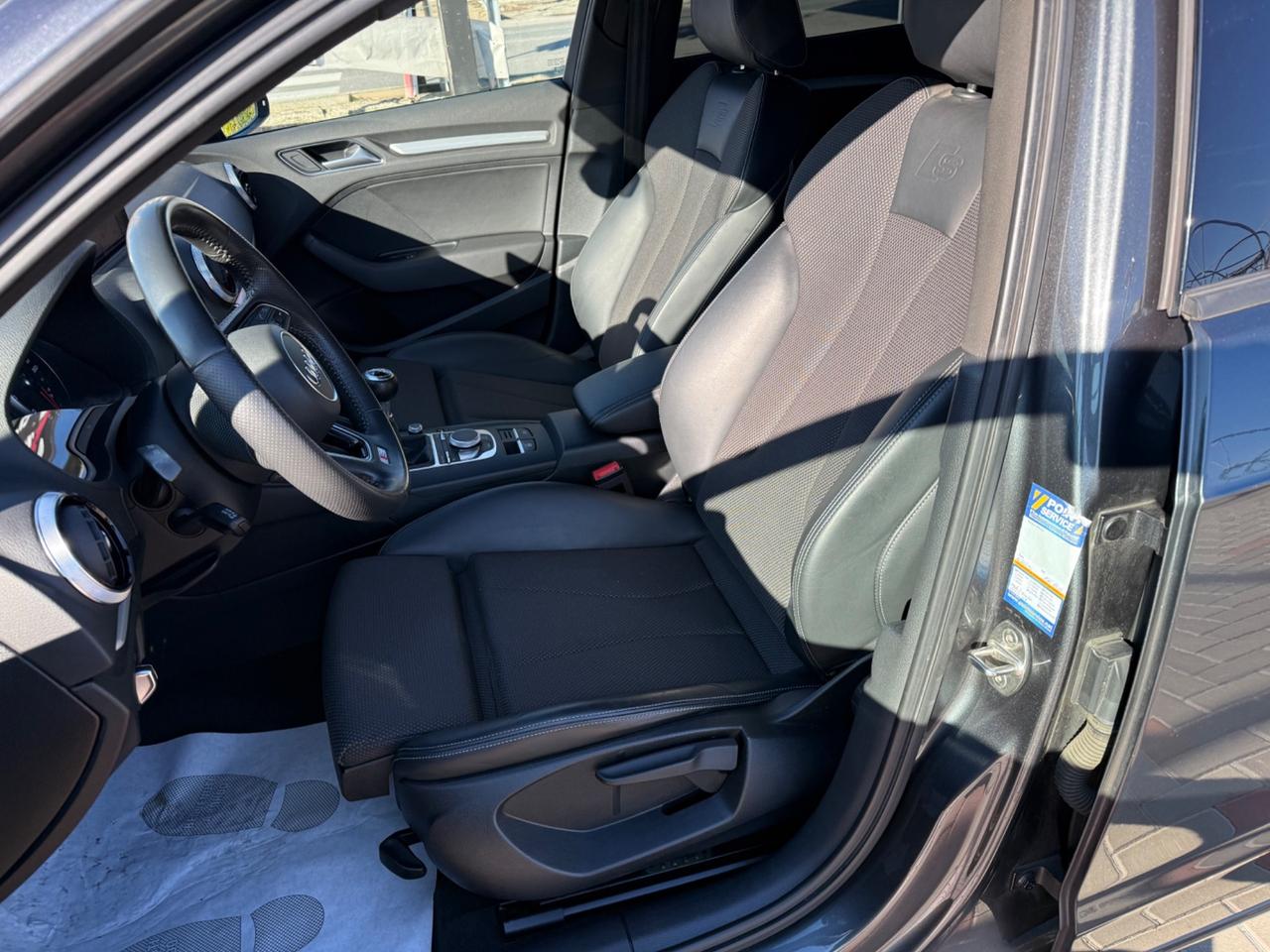 Audi A3 SPB 1.6 TDI 116 CV S-LINE -NAVI-