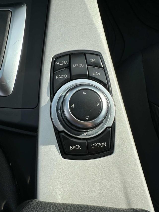 BMW 318 d Touring Business Advantage