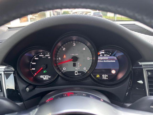 PORSCHE Macan 3.0 S Diesel PDK - NAVI - XENO - PDC - 19