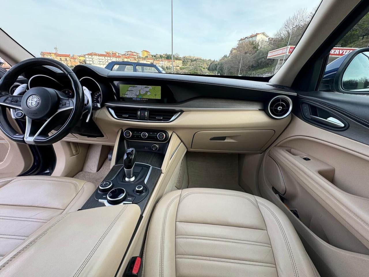 Alfa Romeo Stelvio 2.2 Turbodiesel 210 CV AT8 Q4 Executive