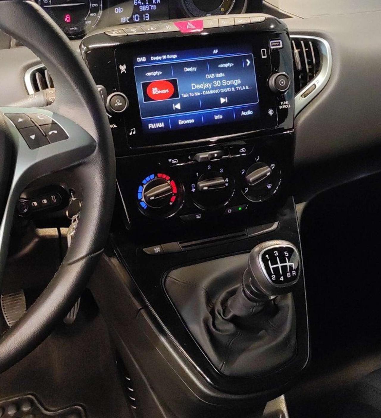 Ypsilon 1.0 Hybrid Gold Plus PREZZO REALE