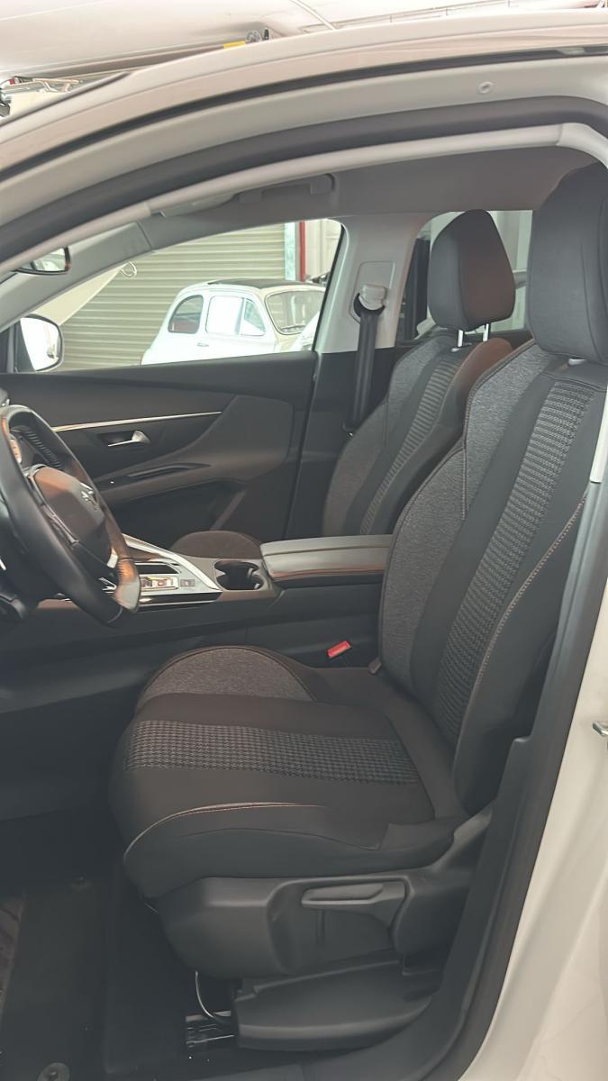 PEUGEOT - 5008 - BlueHDi 130 S&S Business