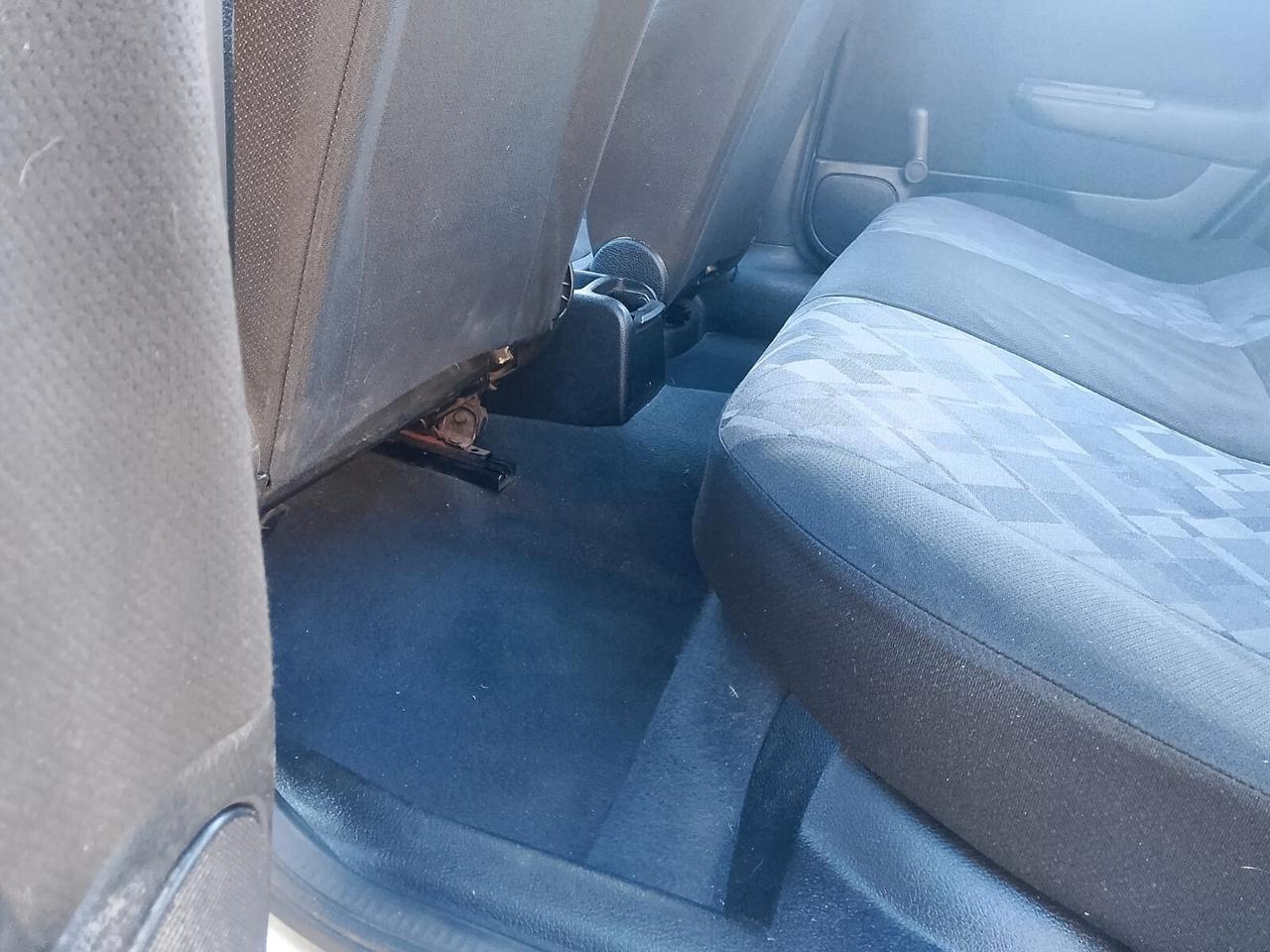 Opel Astra 1.4i 16V cat 5 porte GPL