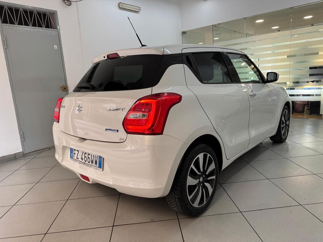 Suzuki Swift 1.2 Hybrid Top 2020