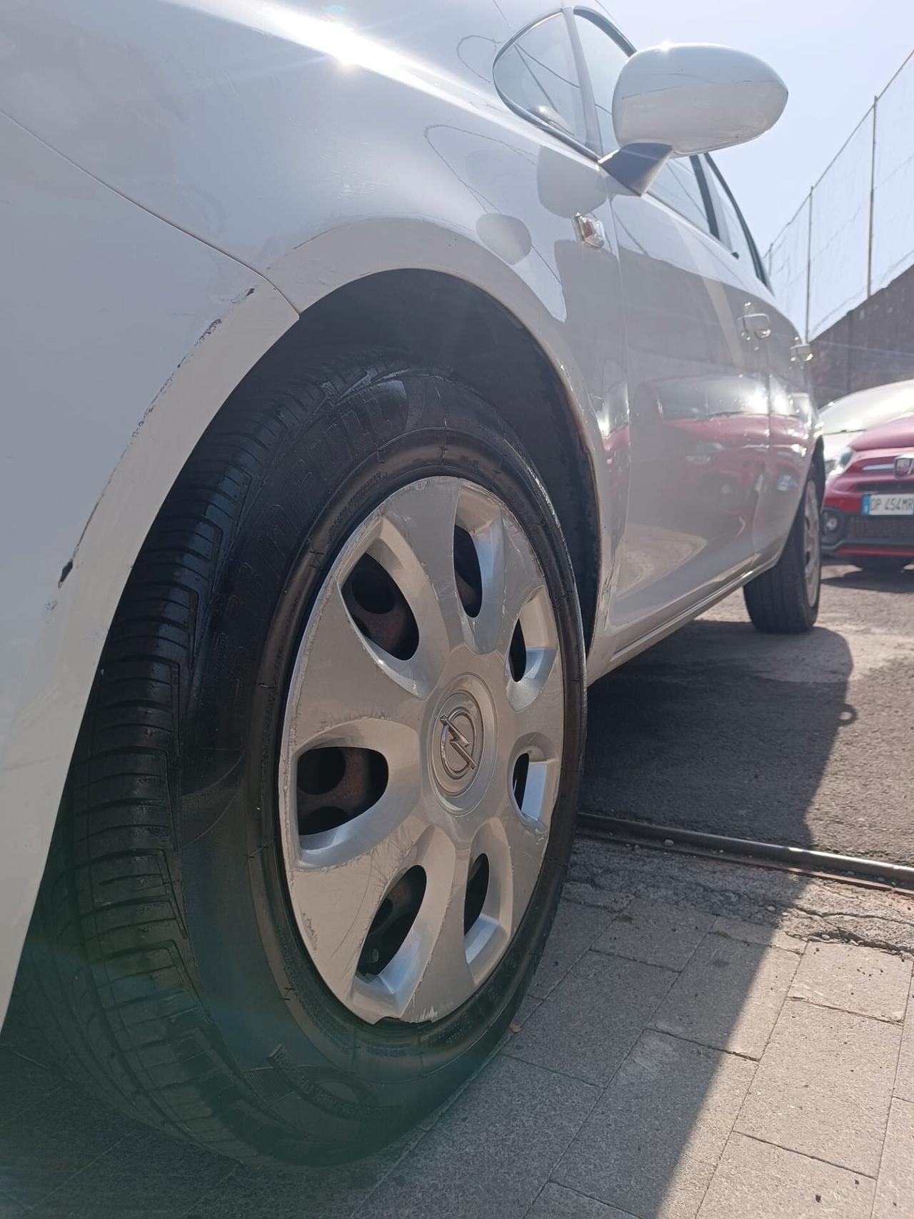 Opel Corsa 1.2 85CV 5 porte GPL-TECH Elective