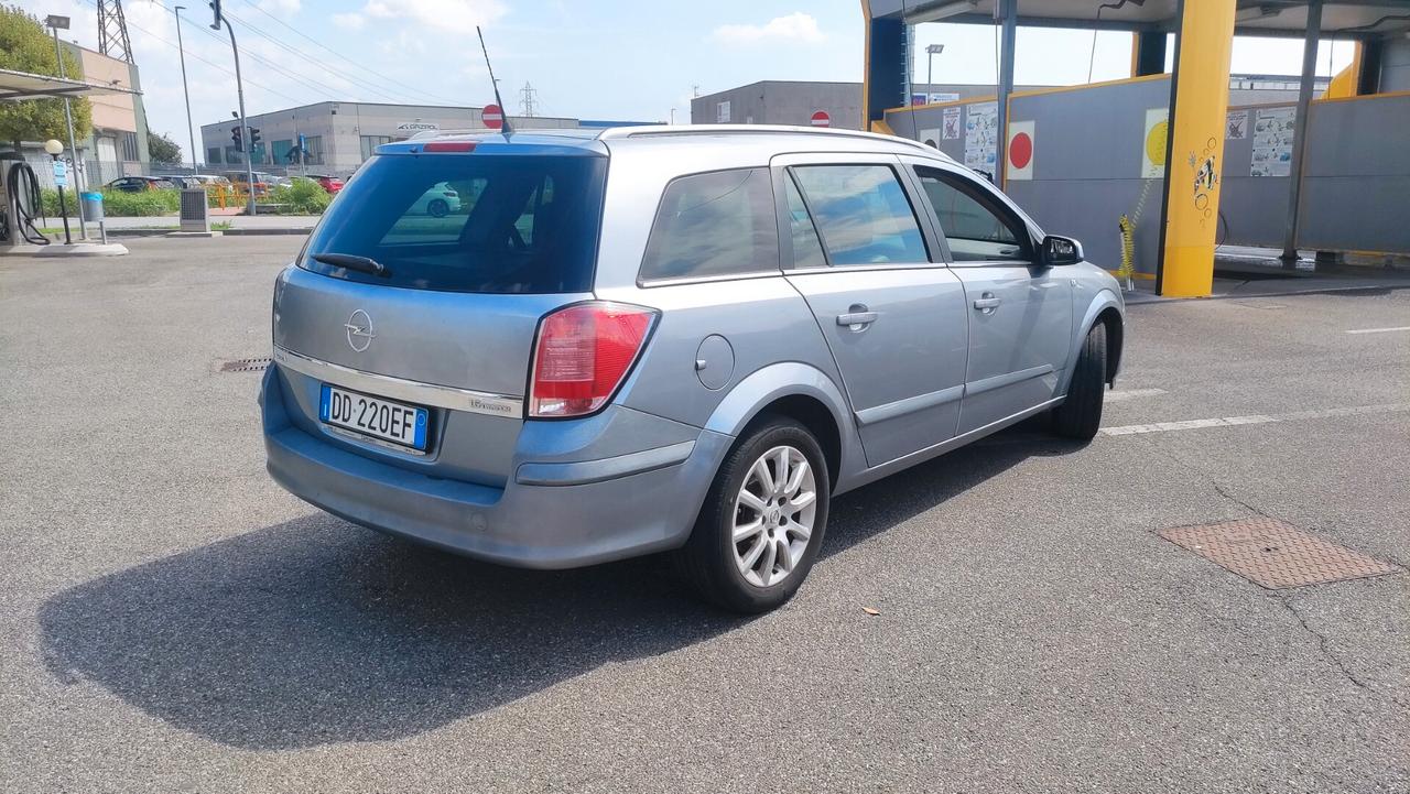 Opel Astra 1.6 Benz Twinport NEOPATENTATI - 2006
