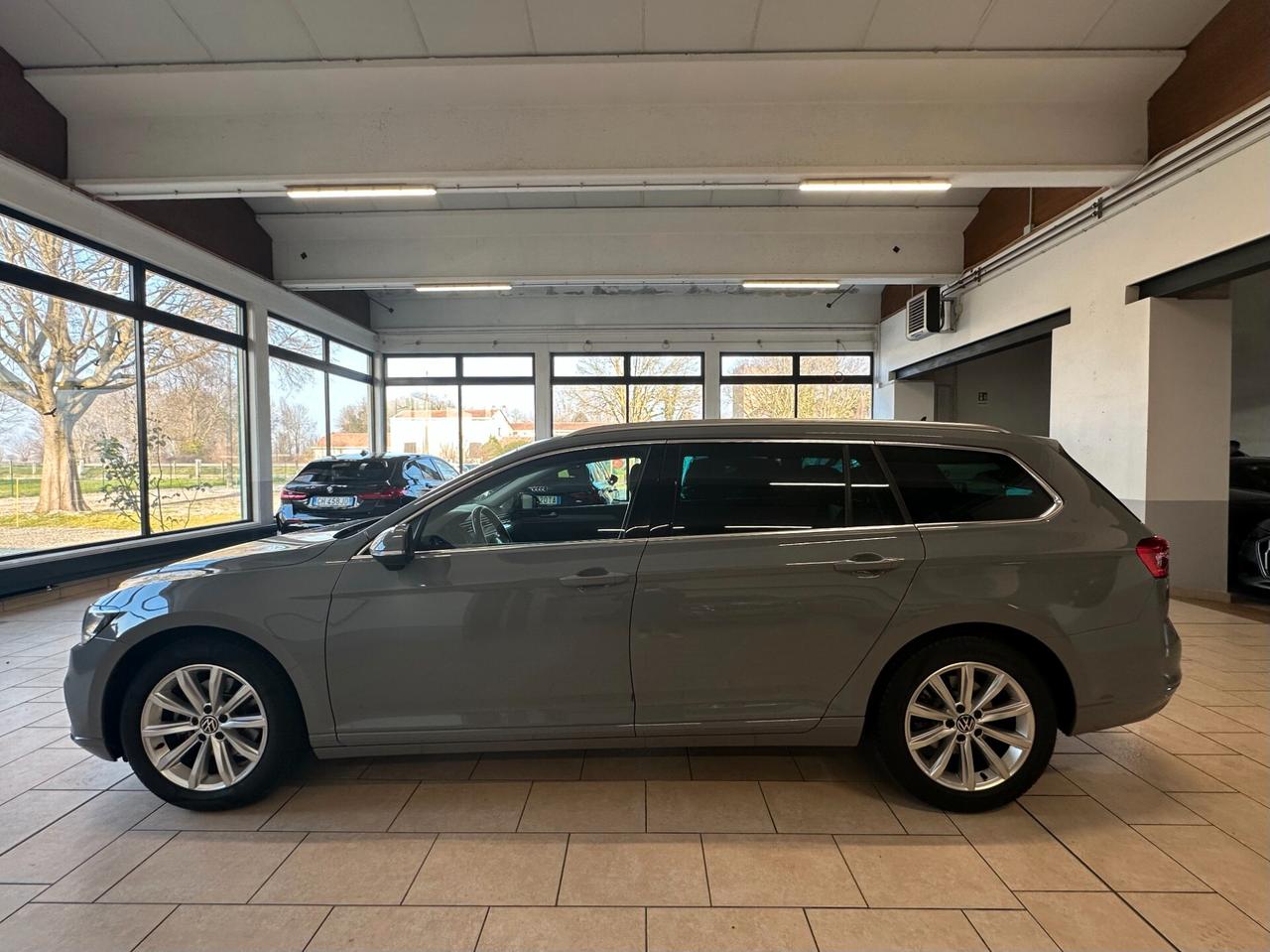 VOLKSWAGEN PASSAT VARIANT 2.0 TDI DSG BUSINESS *CARPLAY*LED*TENDINE*