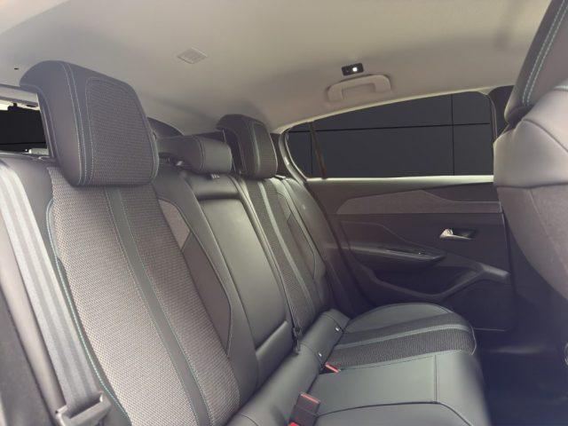 PEUGEOT 308 PureTech Turbo 130 S&S Allure Pack