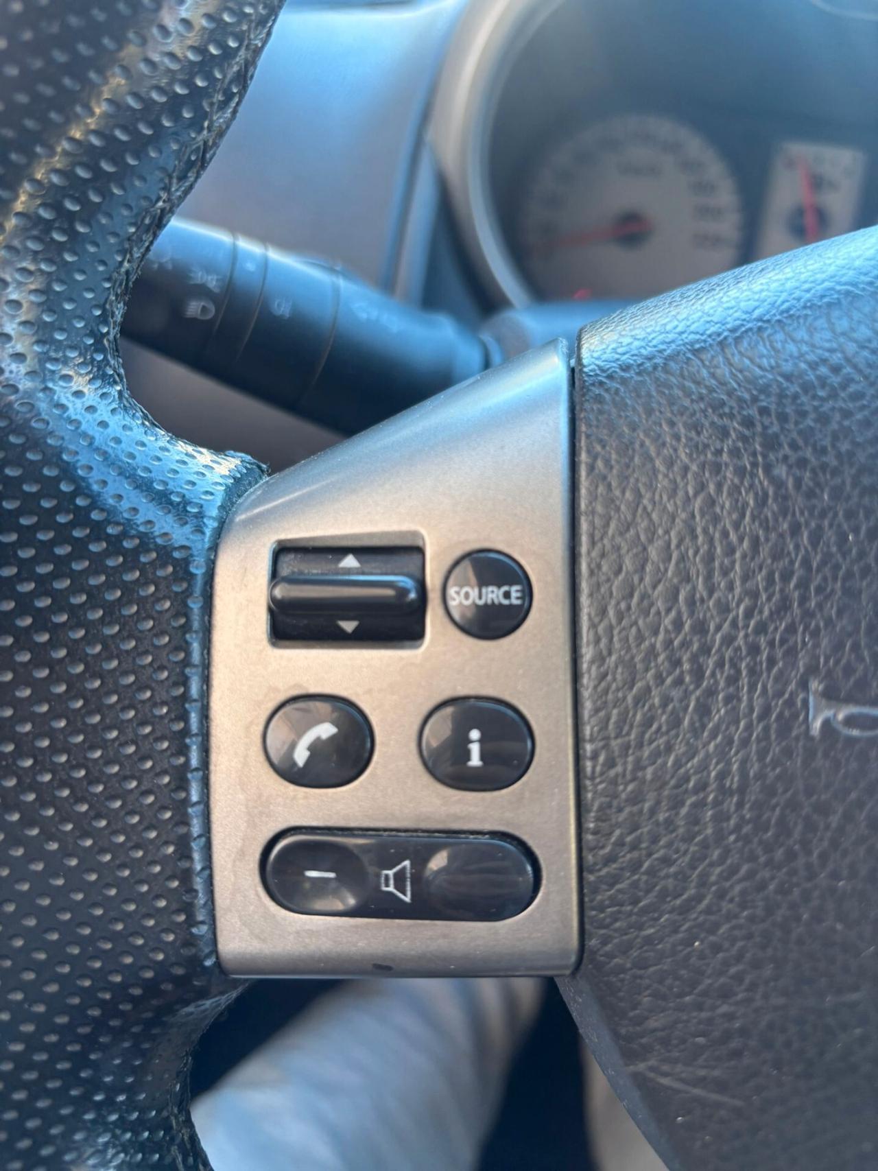 Nissan Note 1.5 dCi 86CV Tekna