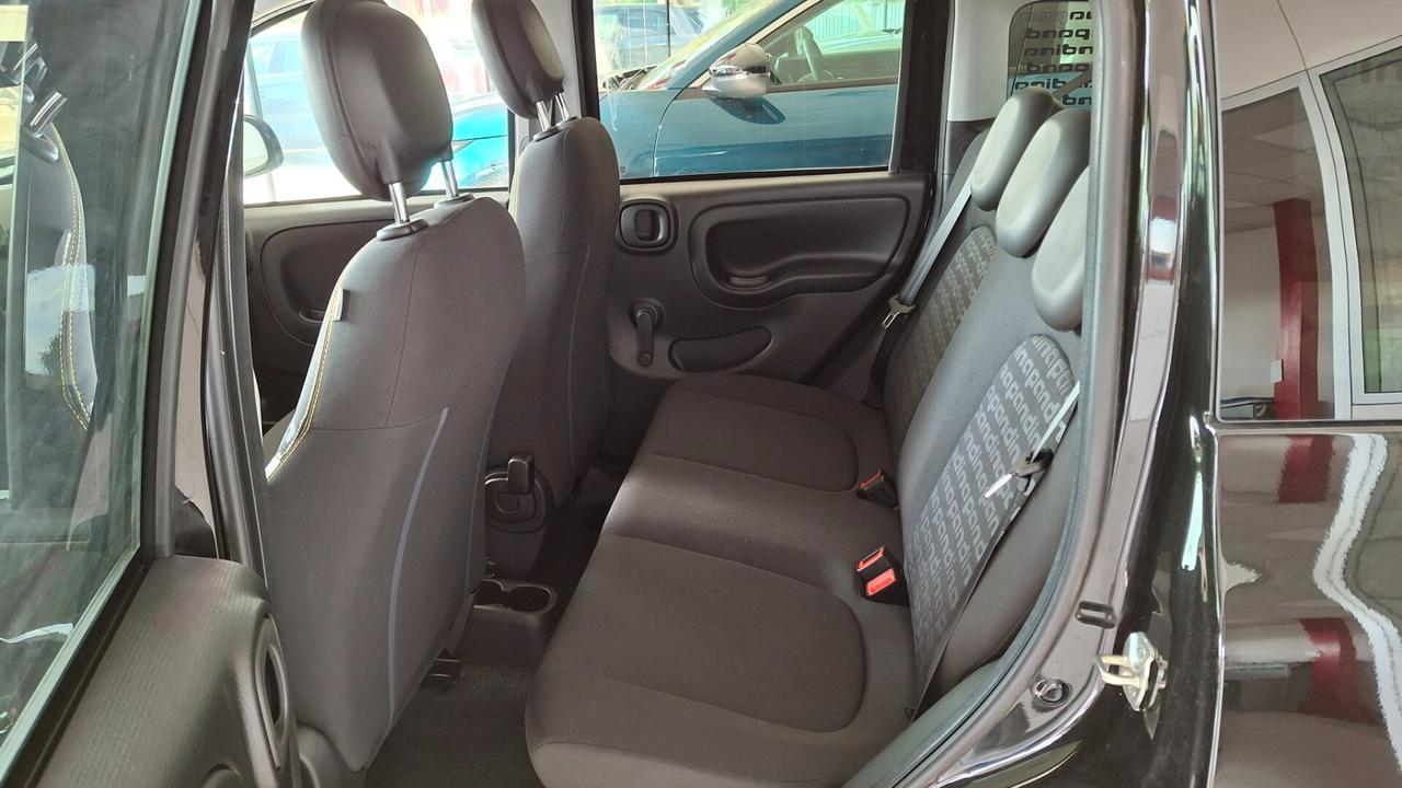 Fiat Panda 1.0 FireFly S&S Hybrid Pandina