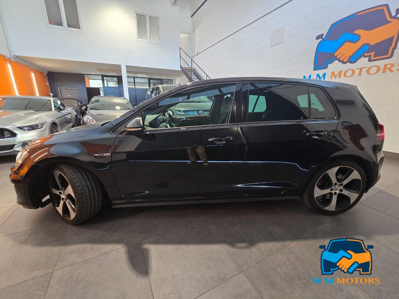 Volkswagen Golf GTI