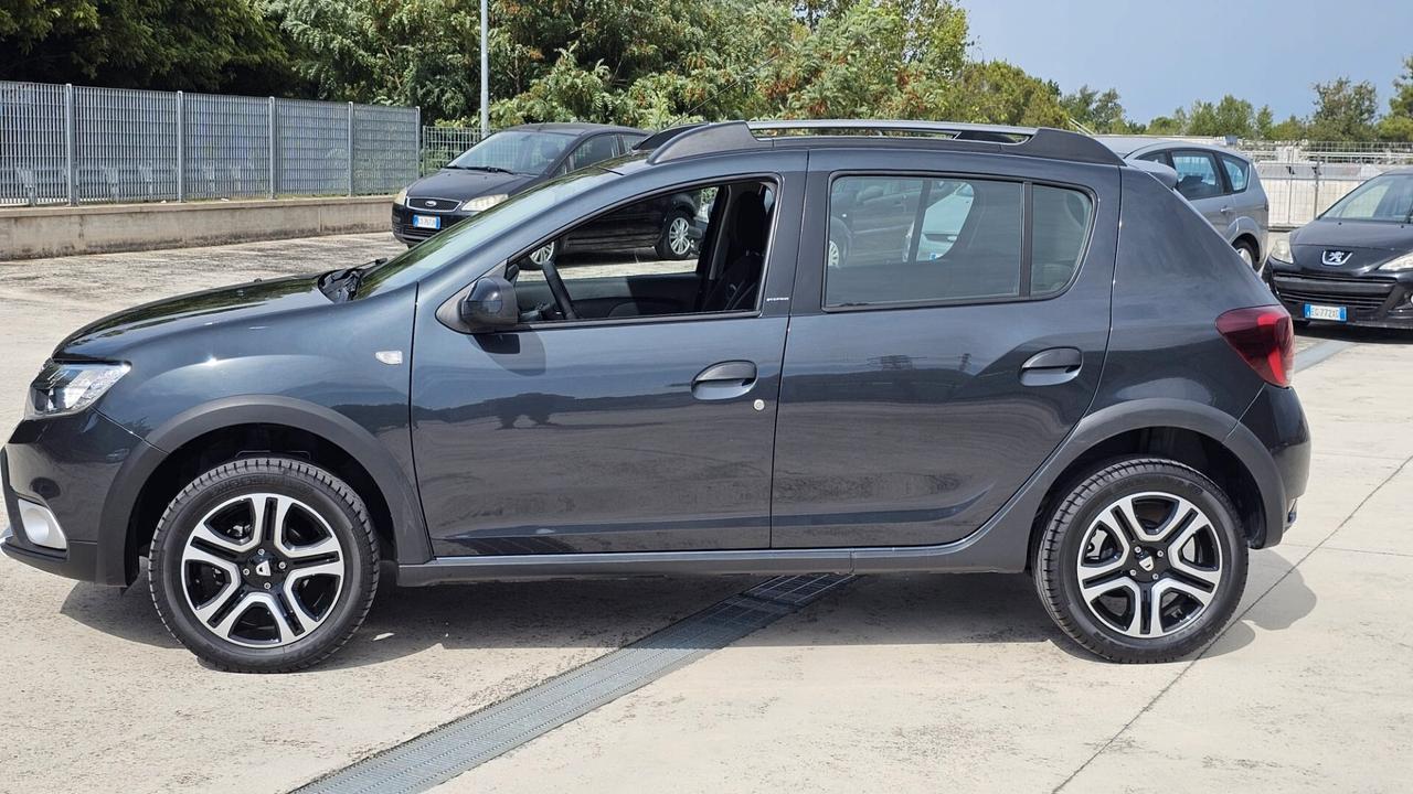 Dacia Sandero 0.9 TCe 12V 90CV Start&Stop Serie Speciale Wow