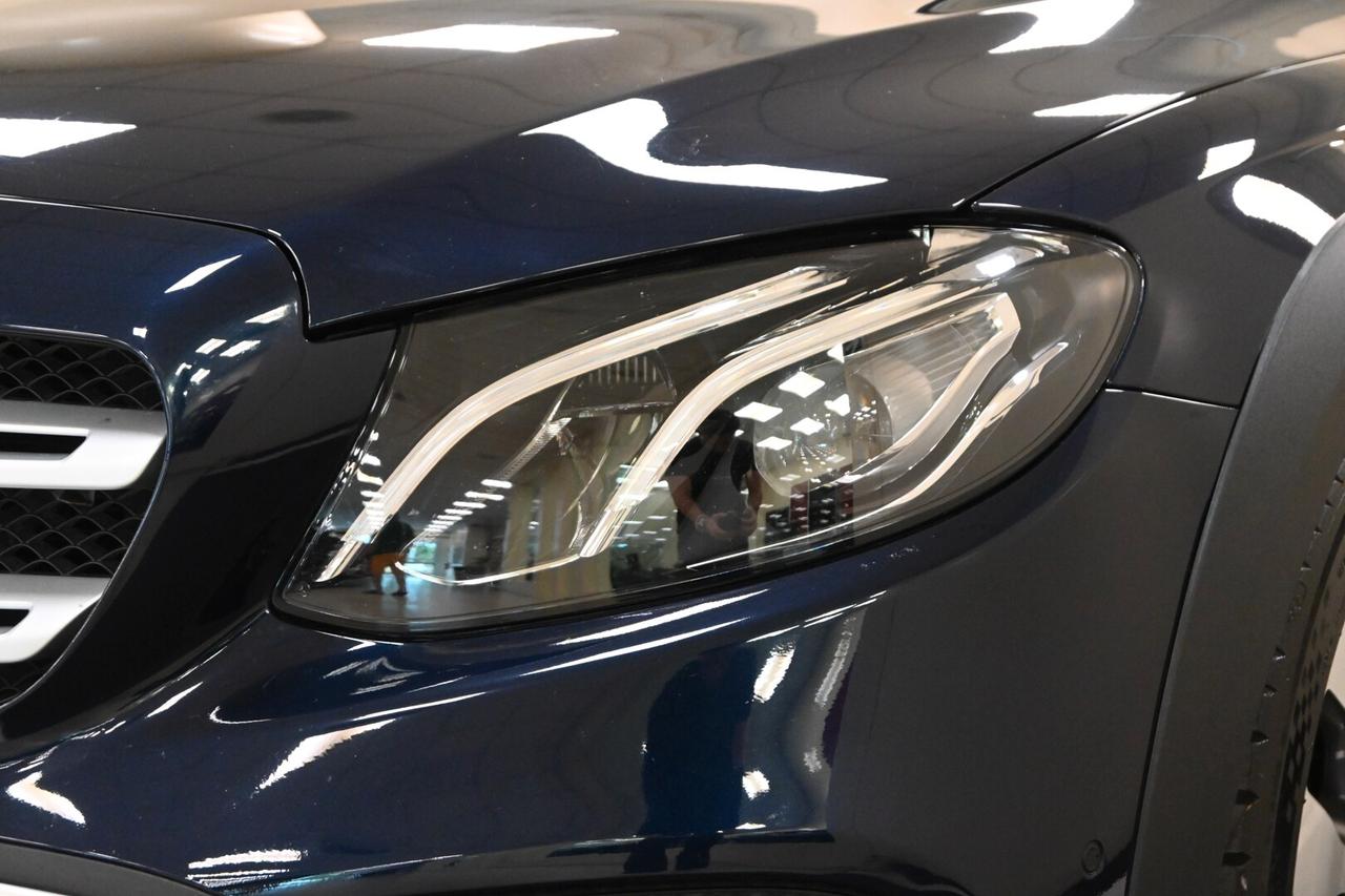 MERCEDES Classe E (W/S213) E 220 d S.W. 4Mati...