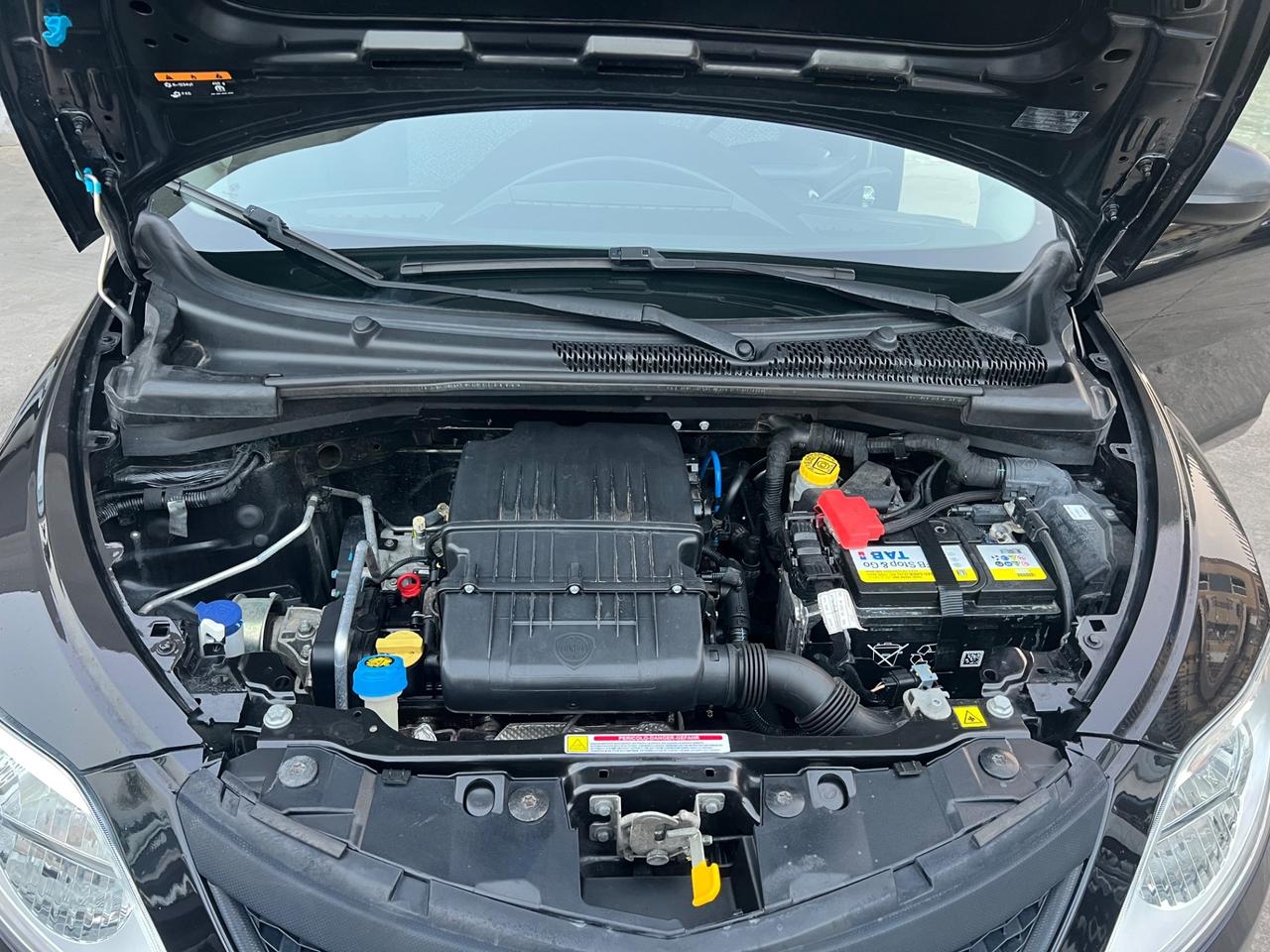 Lancia Ypsilon 1.2 69 CV 5 porte Elefantino Blu