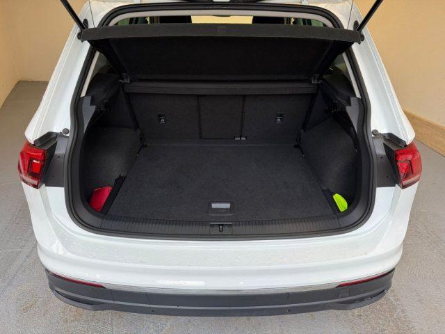 VOLKSWAGEN Tiguan 2.0 TDI 150 CV SCR DSG Life