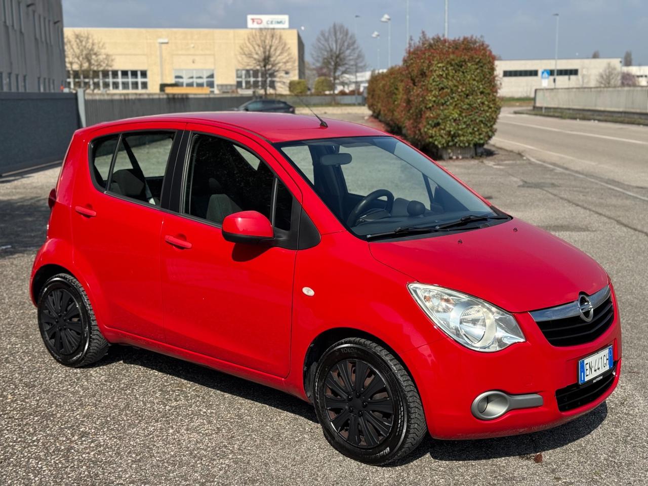 Opel Agila 1.0 12V 68CV neopatentati