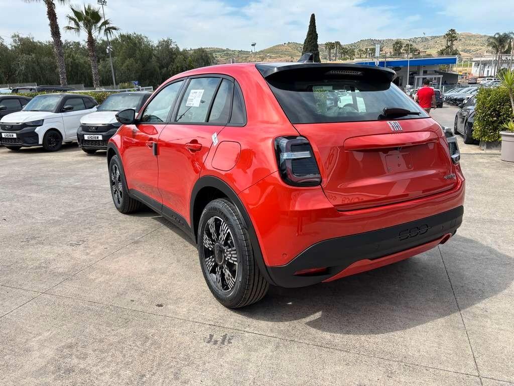 Fiat 600 Hybrid 110 CV DCT MHEV Icon KM 0 IVA ESPOSTA Tua a solo 209 Euro al mese